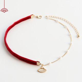 Fan Dangle Choker As Shown In Figure - One Size