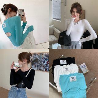 Long-sleeve Applique Cutout-back Cropped T-shirt