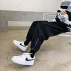 Zip-up Jogger Jeans