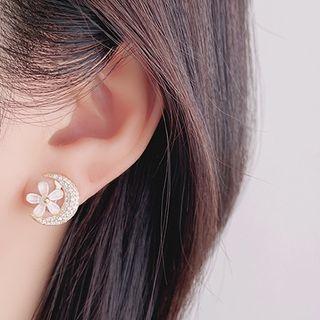 Moon & Flower Alloy Earring 1 Pair - Clip On Earring - White & Gold - One Size