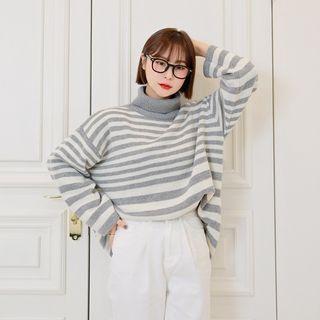 Turtleneck Stripe Crop Sweater