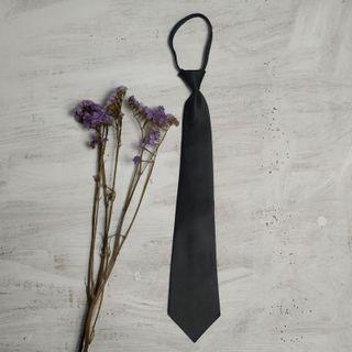 Zippered Neck Tie Black - One Size
