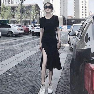 Short-sleeve Side Slit Dress