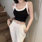 Sleeveless Contrast-trim Cropped Top