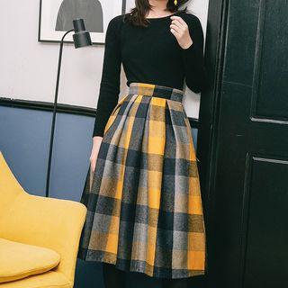 Set: Knit Top + Plaid A-line Midi Skirt
