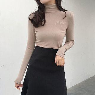 Letter Embroidered Turtleneck Long Sleeve T-shirt
