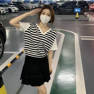 Short-sleeve Striped Panel T-shirt Stripes - Black & White - One Size