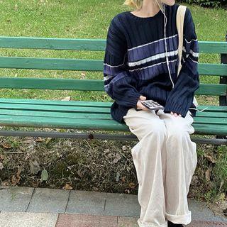 Striped Sweater / Plain Wide-leg Pants