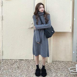 Long-sleeve Turtleneck Loose-fit Knit Dress