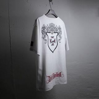 Skull-printed T-shirt (white)