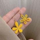 Flower Asymmetrical Alloy Dangle Earring 1 Pair - Asymmetric - Yellow - One Size