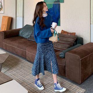 Plain Sweater / Floral Midi Mermaid Skirt
