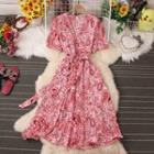 Short-sleeve V-neck Paisley Print A-line Dress