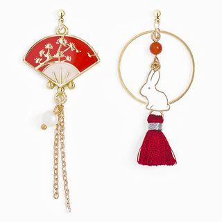 Non-matching Alloy Rabbit & Fan Dangle Earring