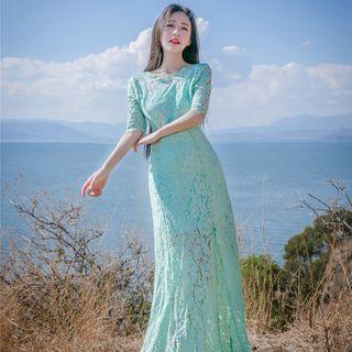 Short-sleeve Open Back Maxi Lace Dress