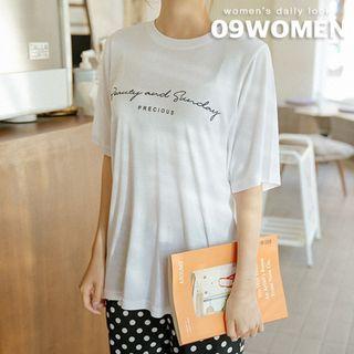 Plus Size Letter Textured T-shirt