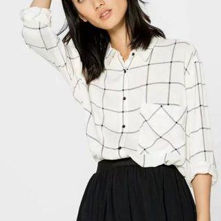 Long-sleeved Plaid Open-front Blouse