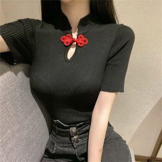 Frog-buttoned Short-sleeve Knit Top