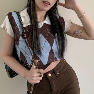 Short-sleeve Collared T-shirt / Argyle Cropped Sweater Vest