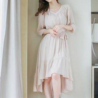 Plain V-neck Frilled Dress