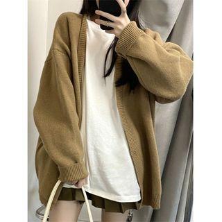 Plain Cardigan / T-shirt / Mini Pleated Skirt