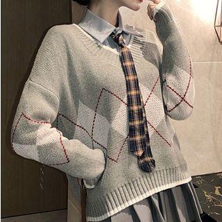 V-neck Long-sleeve Sweater Plaid - Sweater - One Size