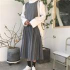 Sleeveless A-line Pleated Midi Dress