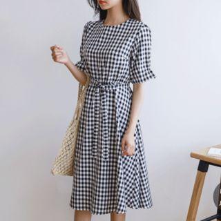 Round-neck Gingham Midi Flare Dress