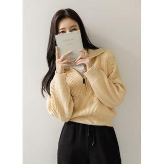 Raglan Collared Zipped Sweater