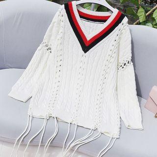 Lace-up V-neck Sweater