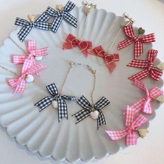 Bow Heart Earring / Drop Earring
