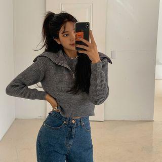 Wide-collar Zip-front Cropped Knit Top