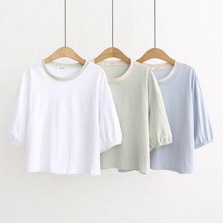 3/4-sleeve Contrast Trim Cropped T-shirt