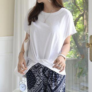 Knot-hem Plain T-shirt