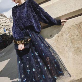 Plain Sweater / Star Print Midi A-line Mesh Skirt / Set