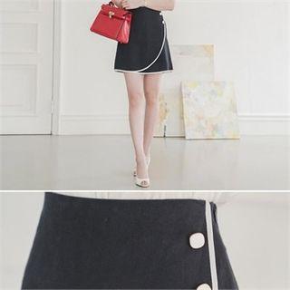Pipe-trim Buttoned Mini Skort