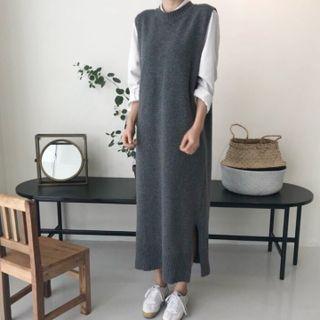 Side-slit Knit Midi Jumper Dress