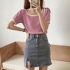 Short-sleeve Contrast Trim Knit Top / Mini Fitted Denim Skirt