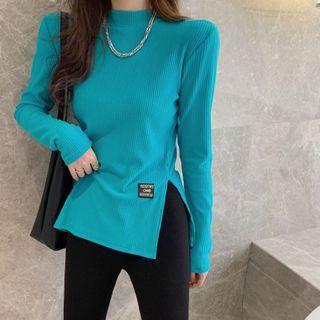 Mock-neck Embroider Top