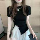 Short-sleeve Asymmetrical Slit T-shirt