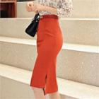 Dip-back H-line Midi Skirt