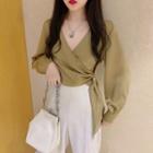 Tie-hem V-neck Cropped Blouse