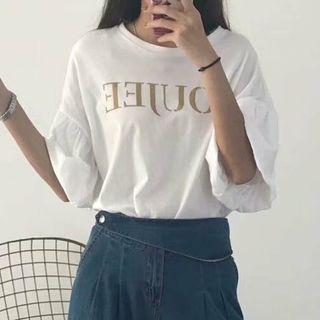 Ruffled Elbow-sleeve Lettering T-shirt