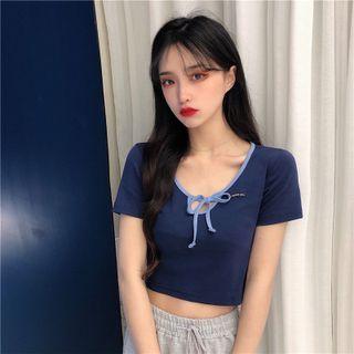 Lace-up Tee