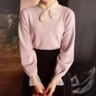 Round-neck Pleated-cuff Sweater