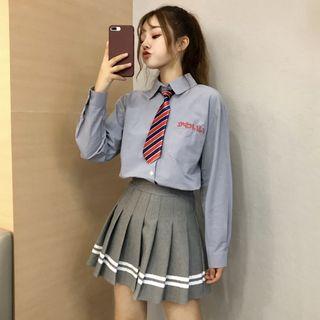 Pocket Detail Shirt With Tie / Striped Pleated Skirt