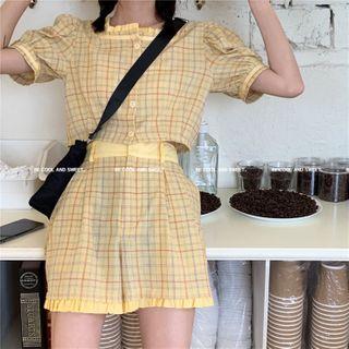 Square Collar Puff-sleeved Plaid Shirt / Plaid Shorts