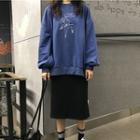 Printed Hoodie / Straight Fit Midi Skirt