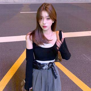 Long-sleeve Mock Two-piece Cold-shoulder Top / Camisole Top