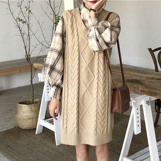 Plaid Shirt / Cable Knit Long Vest